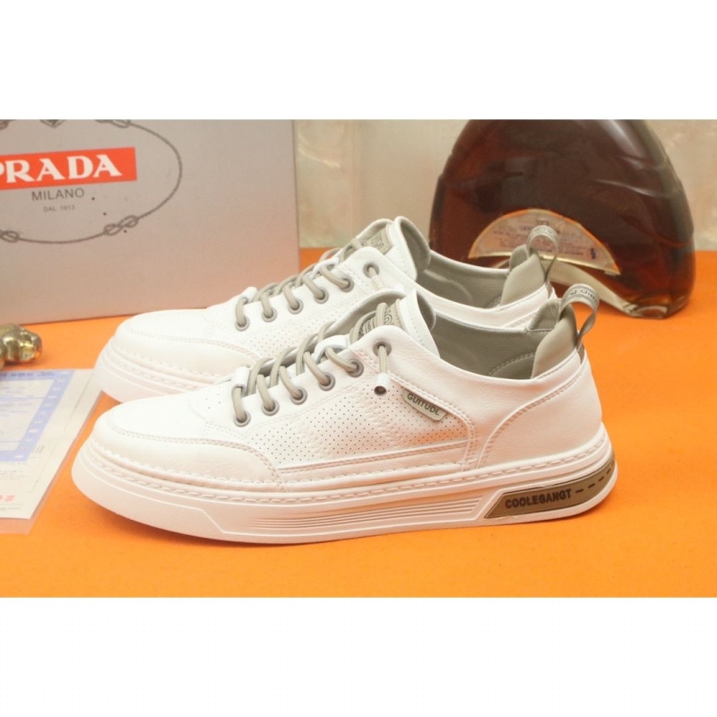 Pra*a casual shoes